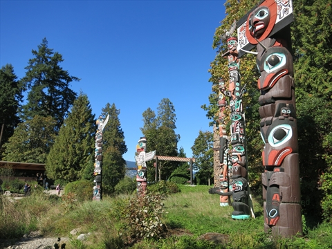 Stanley Park Totem Poles In Vancouver Bc Canada Stanleyparkvan Com