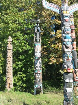 Chief Wakas Totem Pole in Stanley Park, Vancouver, BC, Canada