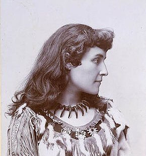 E Pauline Johnson